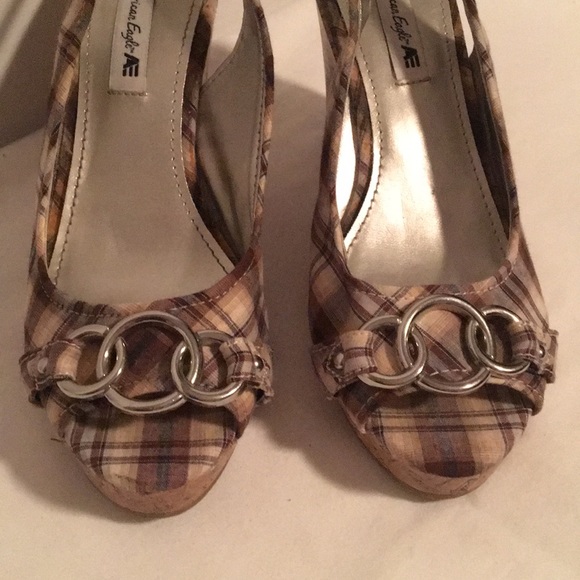EUC American Eagle Plaid Wedge Sandals Sz7 - Picture 4 of 8